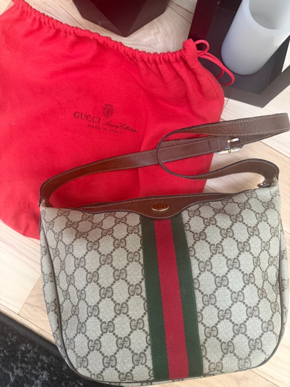 Vintage Gucci GG Canvas Shoulder Bag with Classic Stripe - Picture 6 of 7